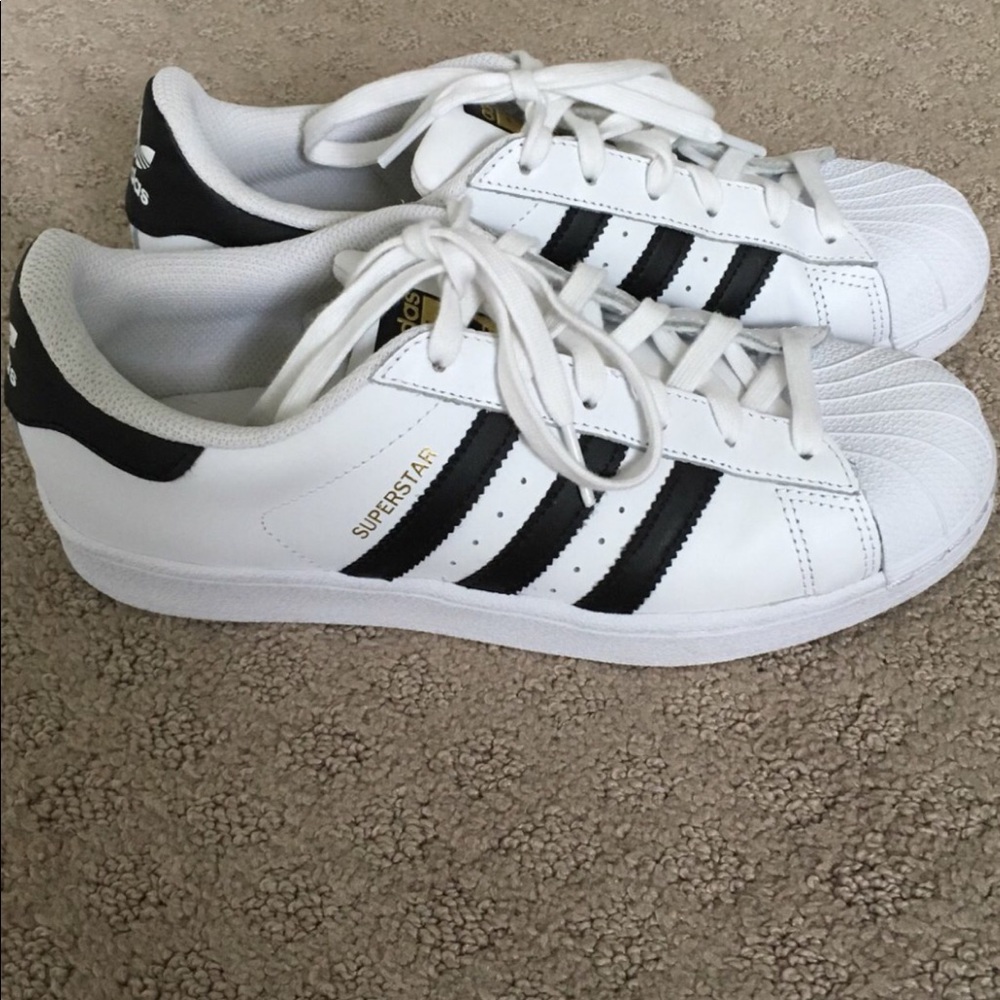 adidas superstars size 7 brand new never worn